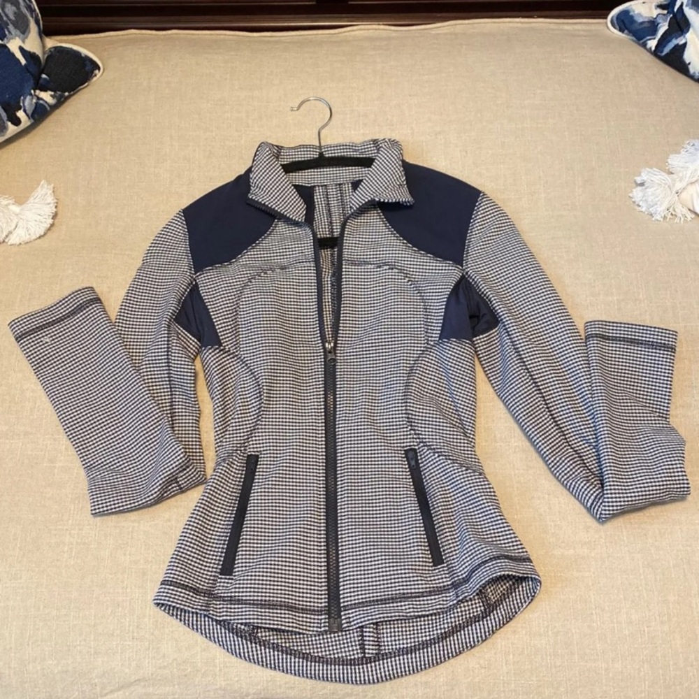 Lululemon Athletica Forme Zip Up Jacket